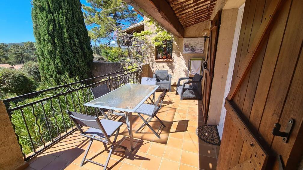 Gite Romantic Room Le Val Bagian luar foto